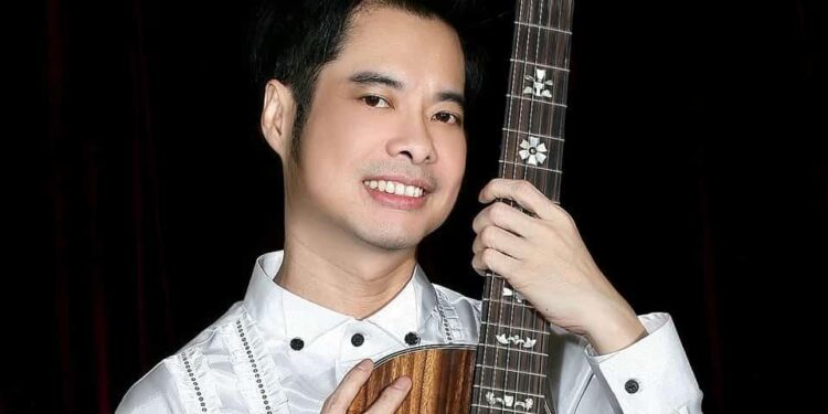 Tieu Su Ca Si Ngoc Son 2365 1